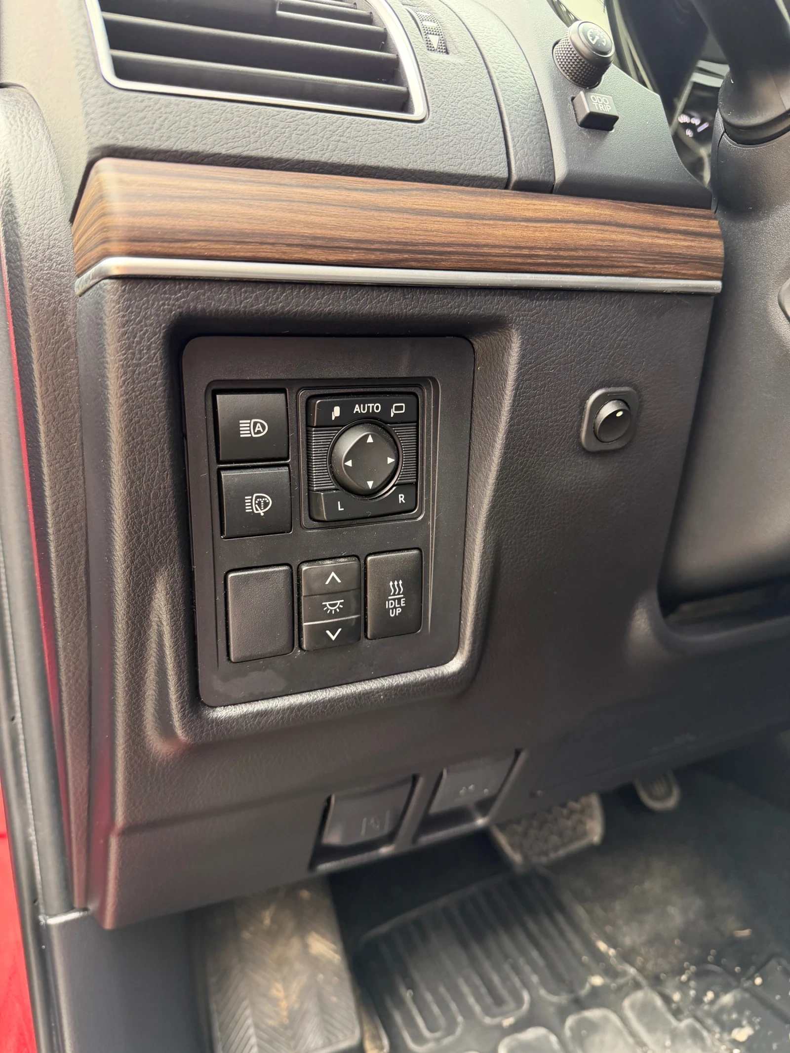 Toyota Land cruiser 150, 2.8Dizel automat, снимка 9 - Автомобили и джипове - 54510764