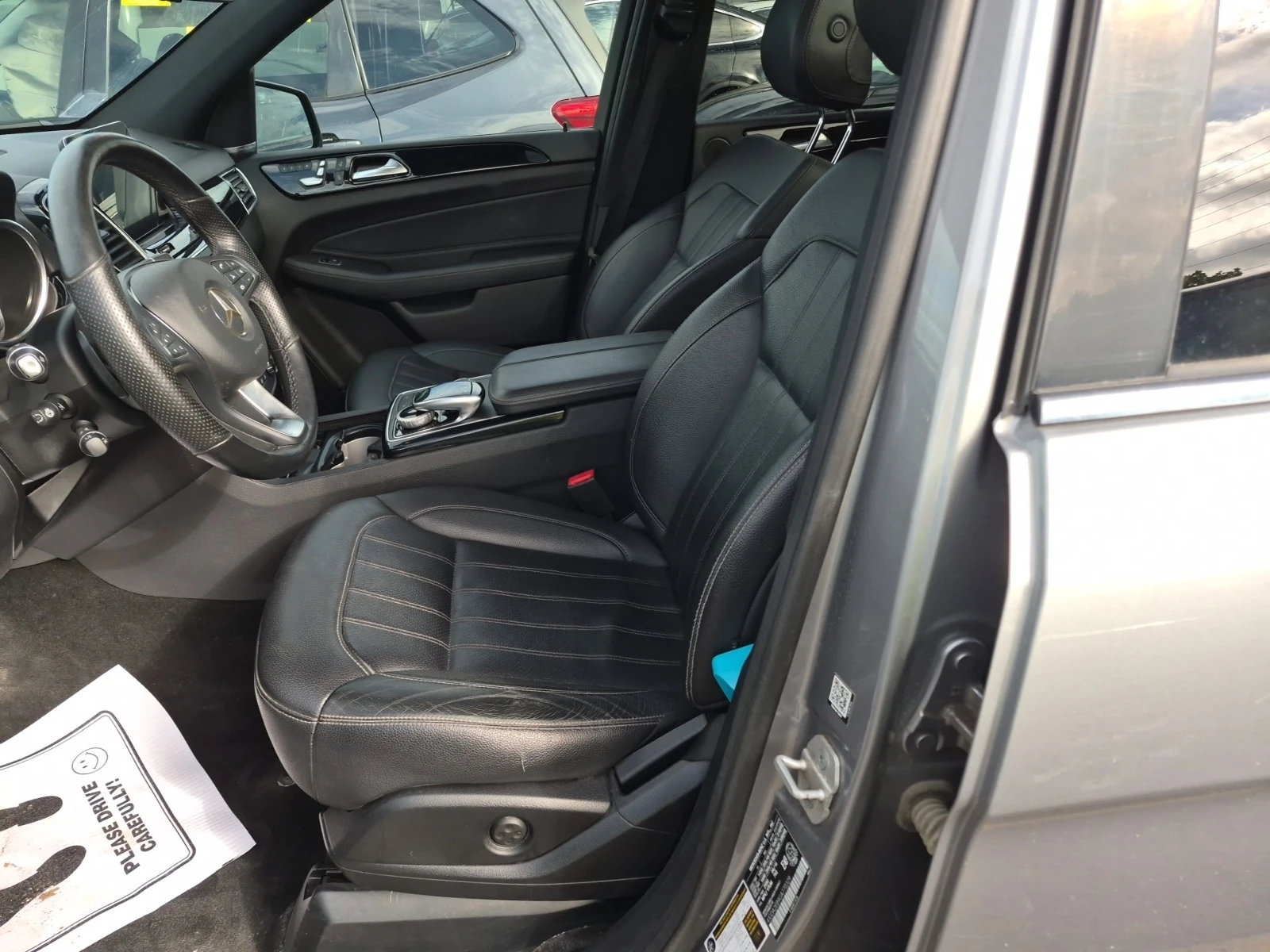 Mercedes-Benz GLE 350 D * AMG * 360 CAMERA * CARFAX * H&K * , снимка 5 - Автомобили и джипове - 54900874