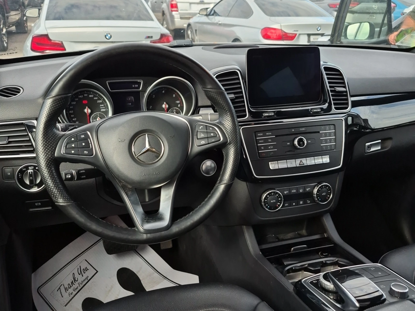 Mercedes-Benz GLE 350 D * AMG * 360 CAMERA * CARFAX * H&K * , снимка 6 - Автомобили и джипове - 54900874