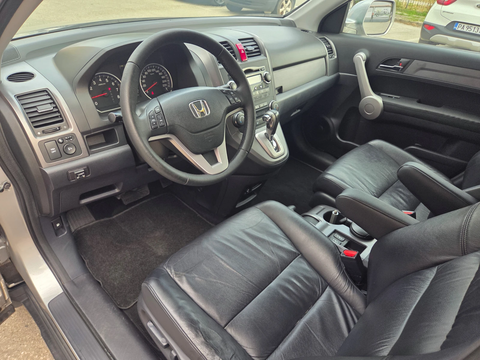 Honda Cr-v 2.0 i-VTEC/Executive/GAZ.INJ./AT/4x4, снимка 9 - Автомобили и джипове - 55657054