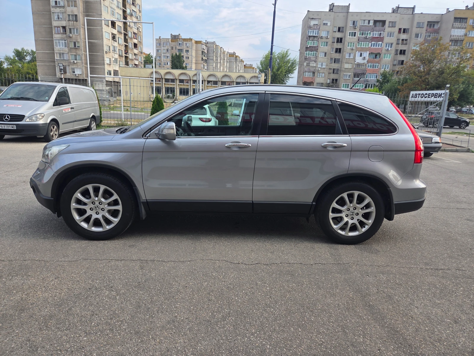 Honda Cr-v 2.0 i-VTEC/Executive/GAZ.INJ./AT/4x4, снимка 2 - Автомобили и джипове - 55657054