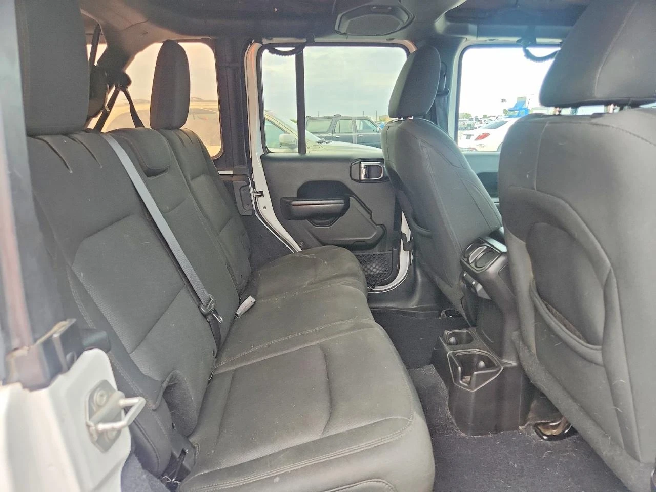Jeep Wrangler | Mobile.bg � ����������� 10