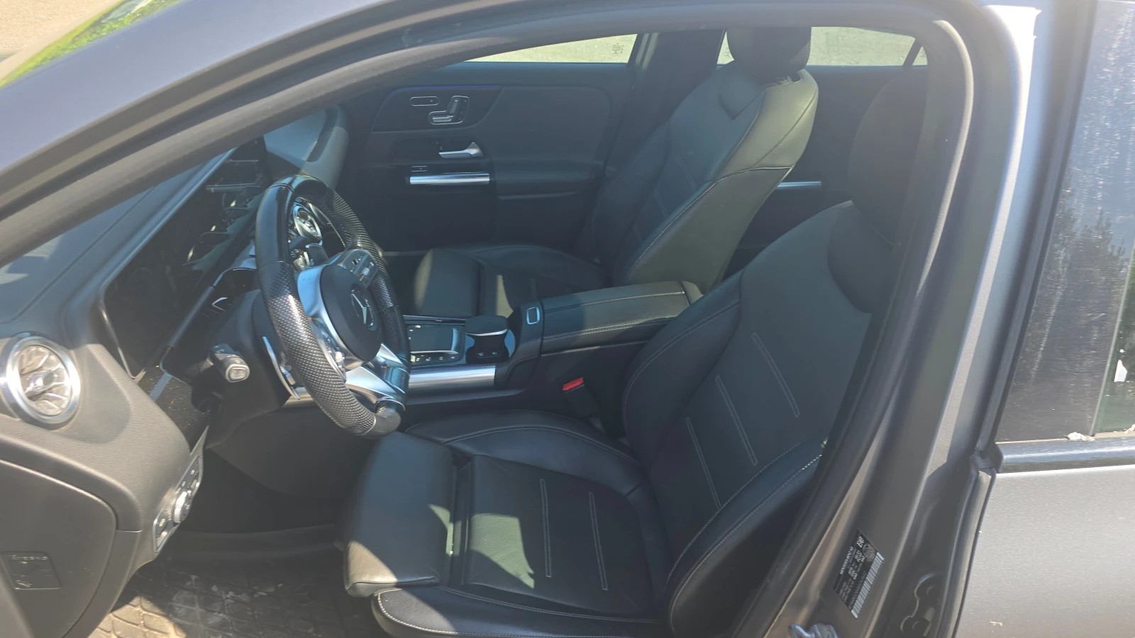 Mercedes-Benz GLA 45 AMG  * CARFAX * ОПЦИЯ ЗА ФИНАНСИРАНЕ , снимка 5 - Автомобили и джипове - 55837777