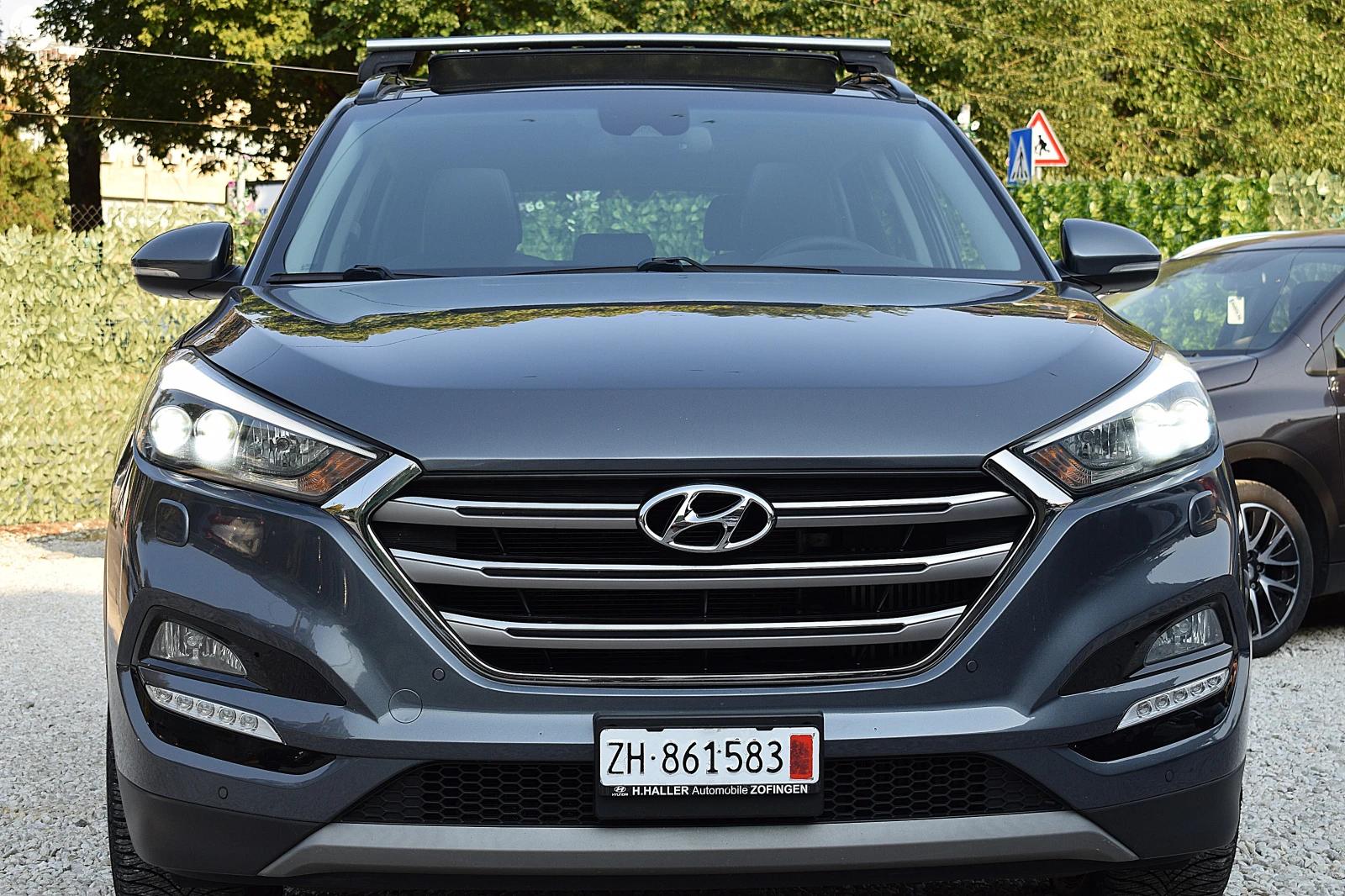 Hyundai Tucson 2.0ШВЕЙЦАРИЯ/VERTEX/4x4/АВТОМАТИК/ОБДУХВАНЕ/КАМЕРА, снимка 2 - Автомобили и джипове - 56046639