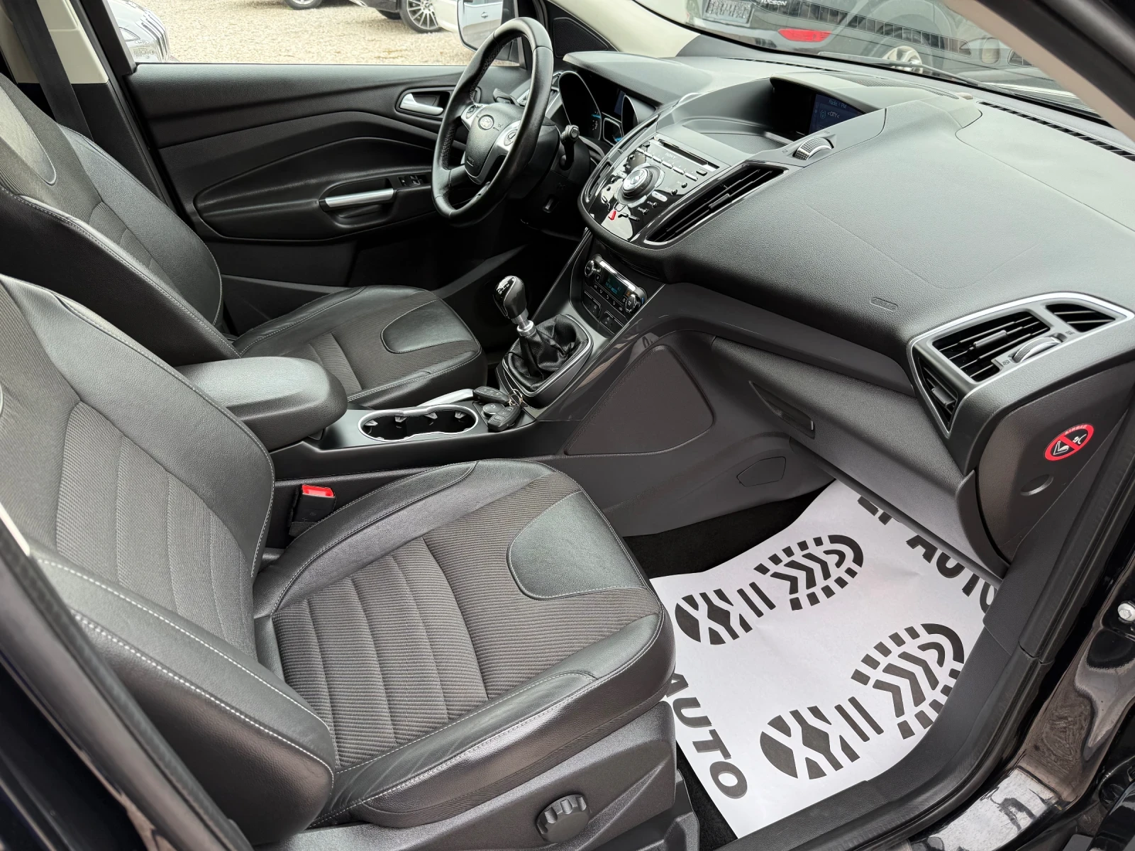 Ford Kuga 2.0d* 150k.c* 4x4* TITANIUM* �.������� | Mobile.bg � ����������� 8