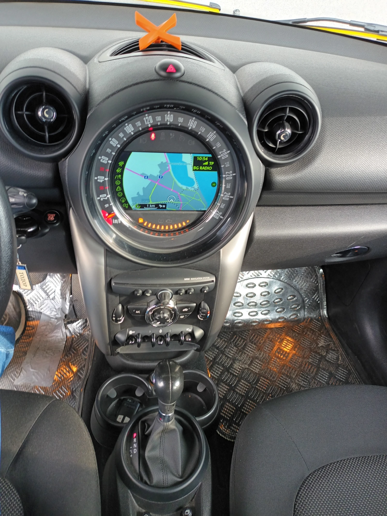 Mini Countryman 2.0D, R60, снимка 10 - Автомобили и джипове - 56730479
