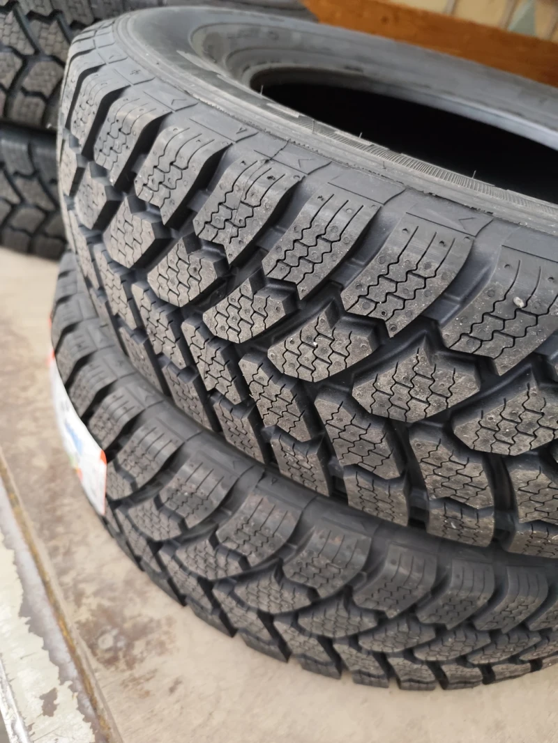 VW Crafter 3.5 т. падащ борд 2015 г. ПЕРФЕКТЕН!!!, снимка 13 - Бусове и автобуси - 52556828