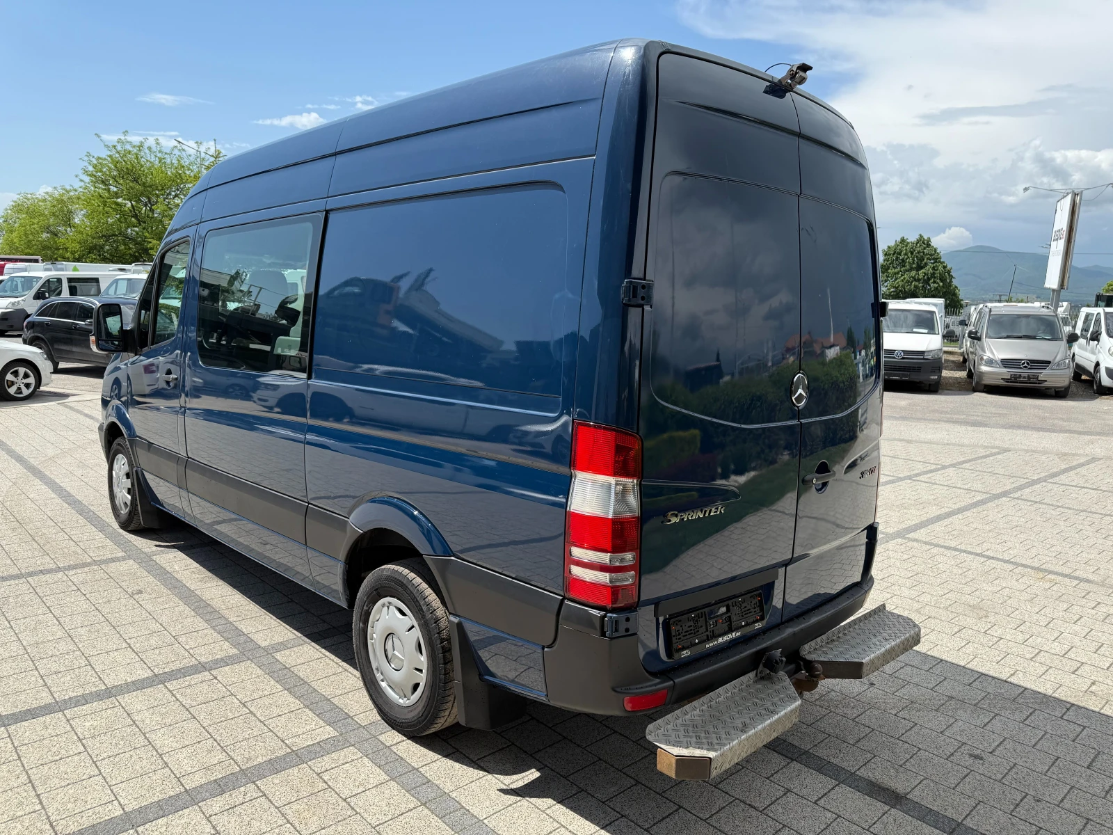 Mercedes-Benz Sprinter 318 CDI Товаропътнически 5-местен Климатроник  - изображение 4