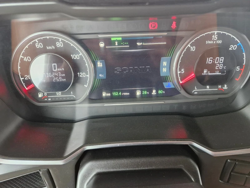 Scania R 450 БЕЗ EGR, РЕТАРДЕР, ЛИЗИНГ НОВИ ФИРМИ, снимка 14 - Камиони - 51532609