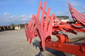 Плуг Kuhn CHALLENGER 8, снимка 14