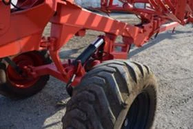 Плуг Kuhn CHALLENGER 8, снимка 17