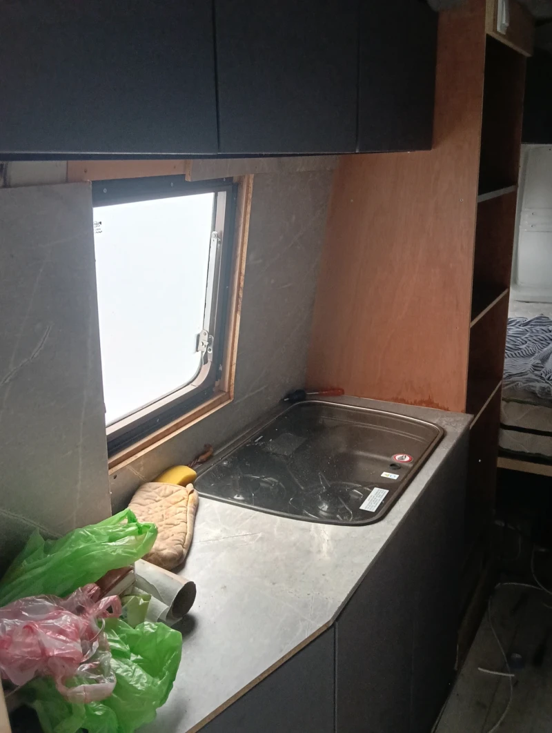 Кемпер Други Iveko, снимка 7 - Каравани и кемпери - 52453268