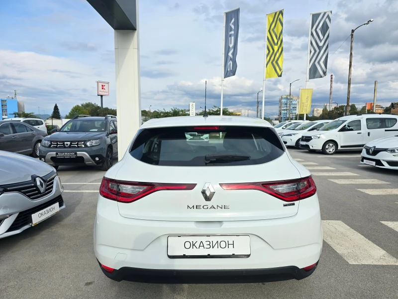 Renault Megane 1.5 dCi, снимка 3 - Автомобили и джипове - 47271031