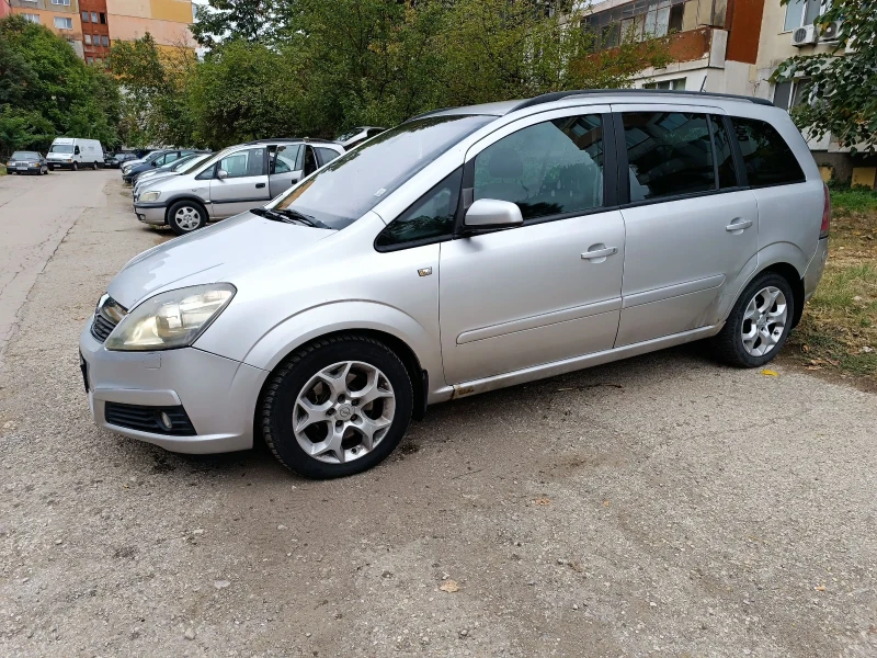 Opel Zafira, снимка 2 - Автомобили и джипове - 47490062