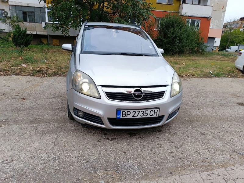 Opel Zafira, снимка 1 - Автомобили и джипове - 47490062