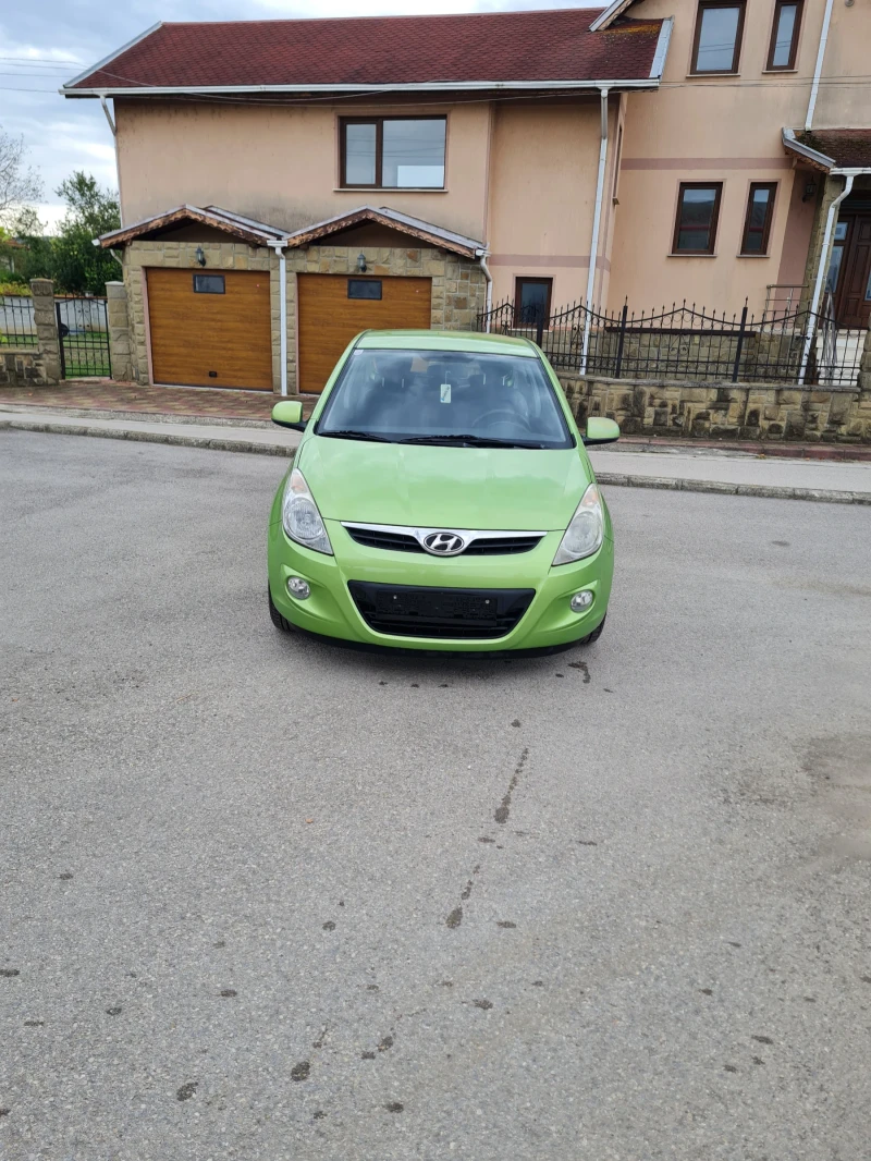 Hyundai I20 I 20, снимка 1 - Автомобили и джипове - 47559529