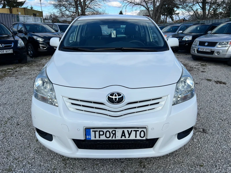 Toyota Verso 1.6* * , снимка 2 - Автомобили и джипове - 48367206