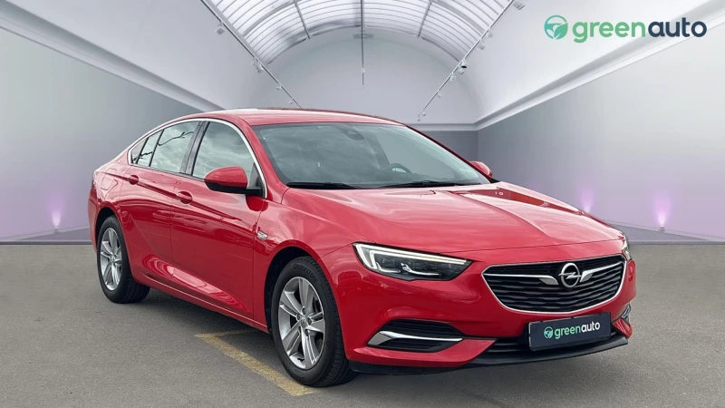 Opel Insignia 2.0 CDTi, снимка 2 - Автомобили и джипове - 48388729