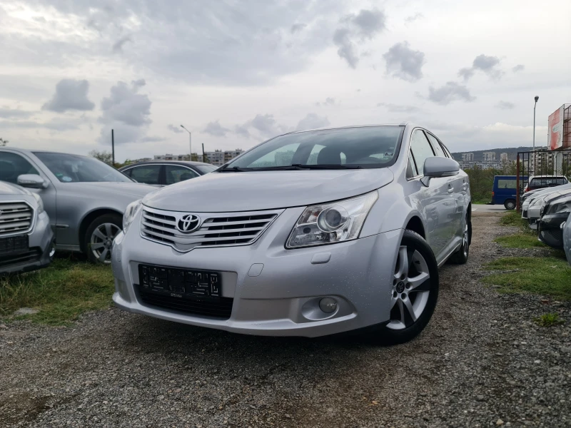 Toyota Avensis КАТО ЧИСТО НОВА, снимка 1 - Автомобили и джипове - 49073097