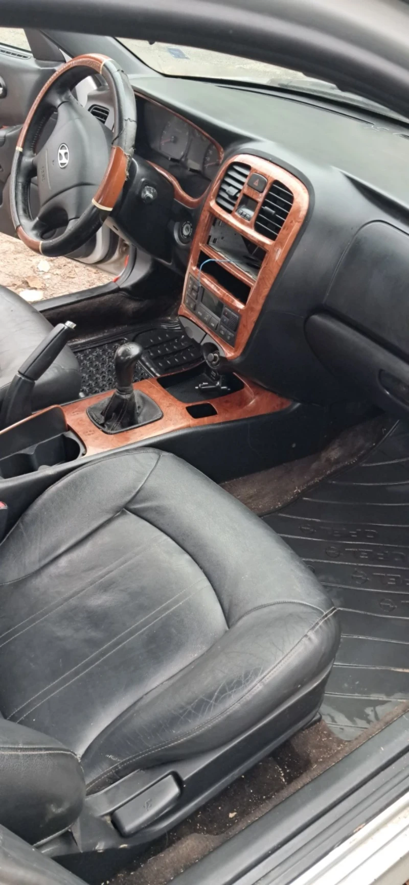 Hyundai Sonica, снимка 6 - Автомобили и джипове - 52432135