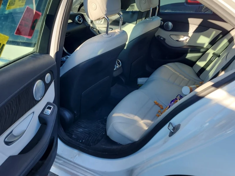 Mercedes-Benz C 43 AMG * CARFAX * ФИНАНСИРАНЕ , снимка 13 - Автомобили и джипове - 52616718