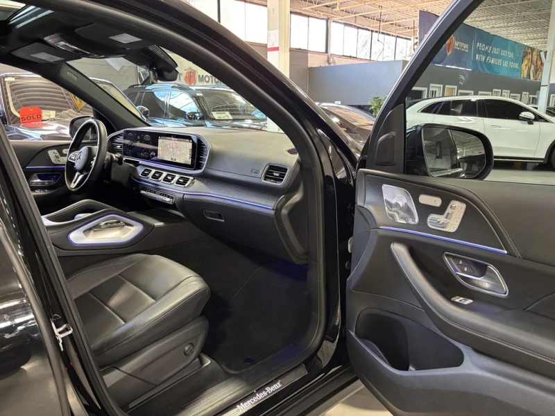 Mercedes-Benz GLE 450 * CARFAX* АВТО КРЕДИТ, снимка 12 - Автомобили и джипове - 53247751