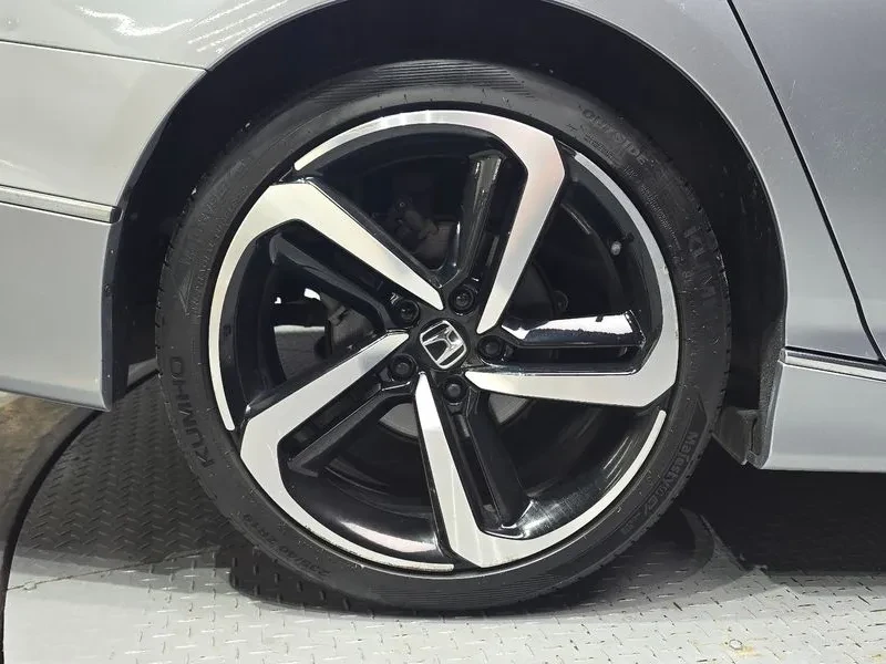 Honda Accord 2.0 Turbo Sports, снимка 5 - Автомобили и джипове - 55921767