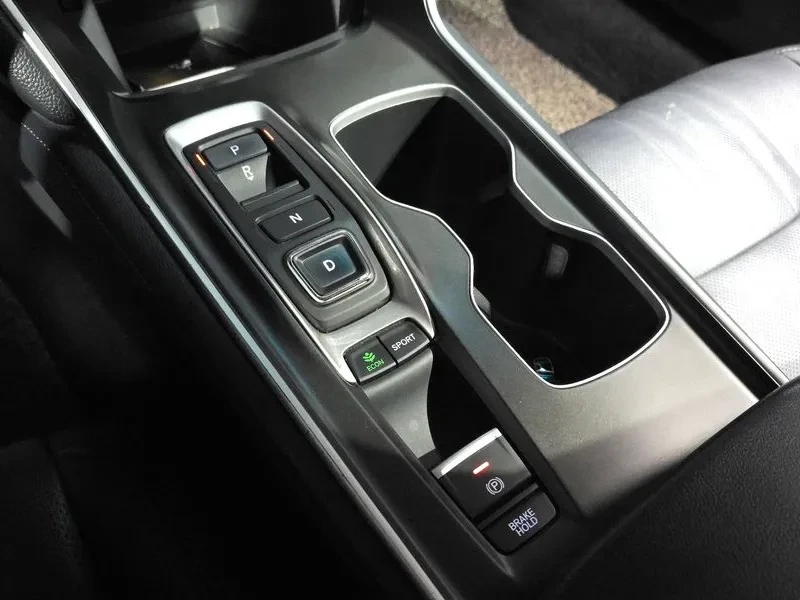Honda Accord 2.0 Turbo Sports, снимка 9 - Автомобили и джипове - 55921767