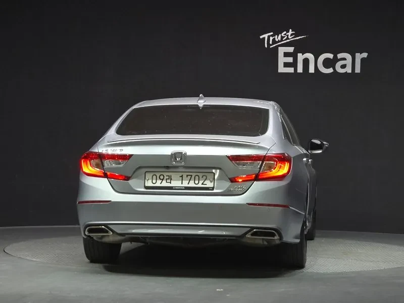 Honda Accord 2.0 Turbo Sports, снимка 4 - Автомобили и джипове - 55921767