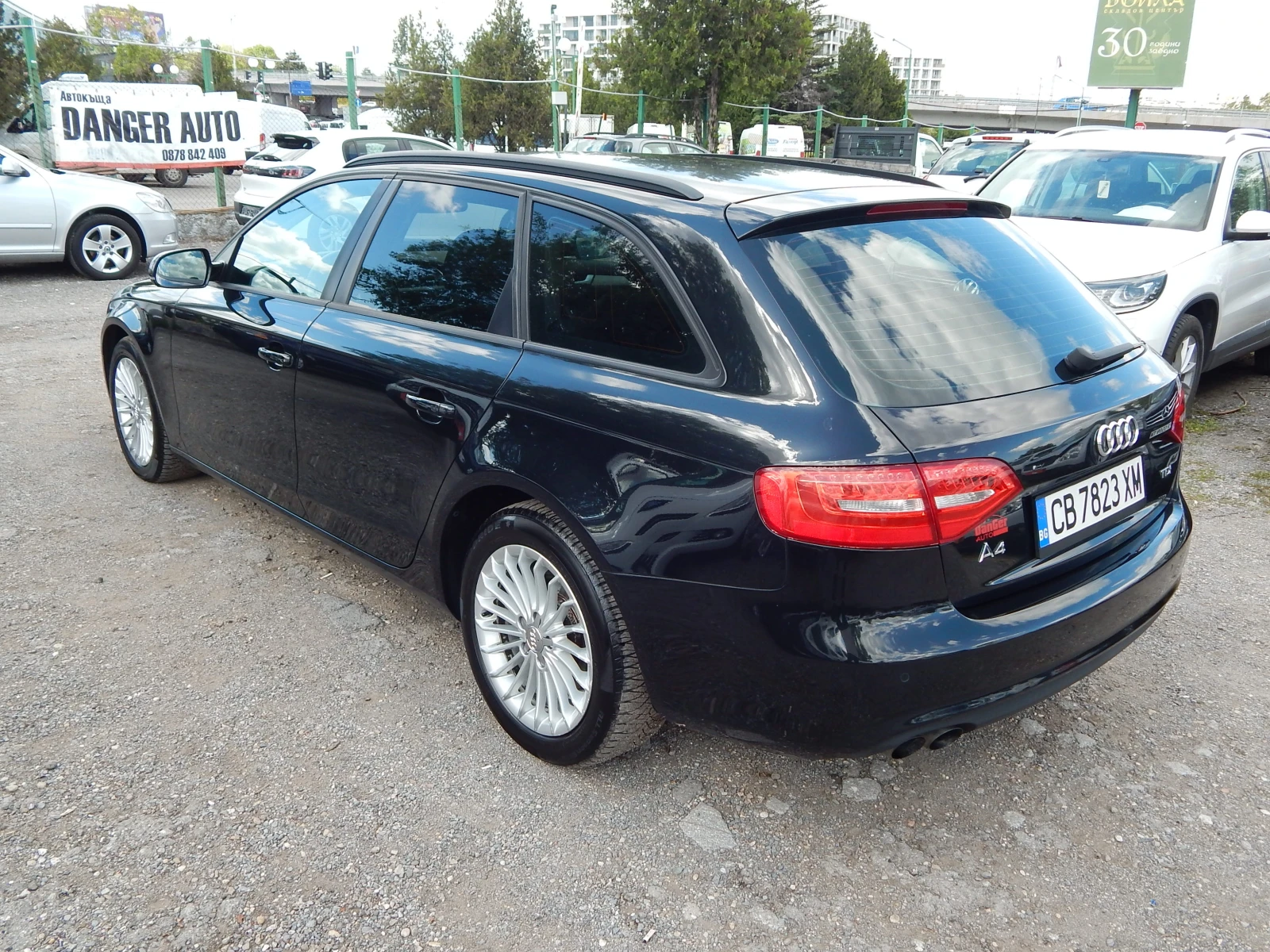 Audi A4 2.0TDI* ПЕРФЕКТНА*  - изображение 6