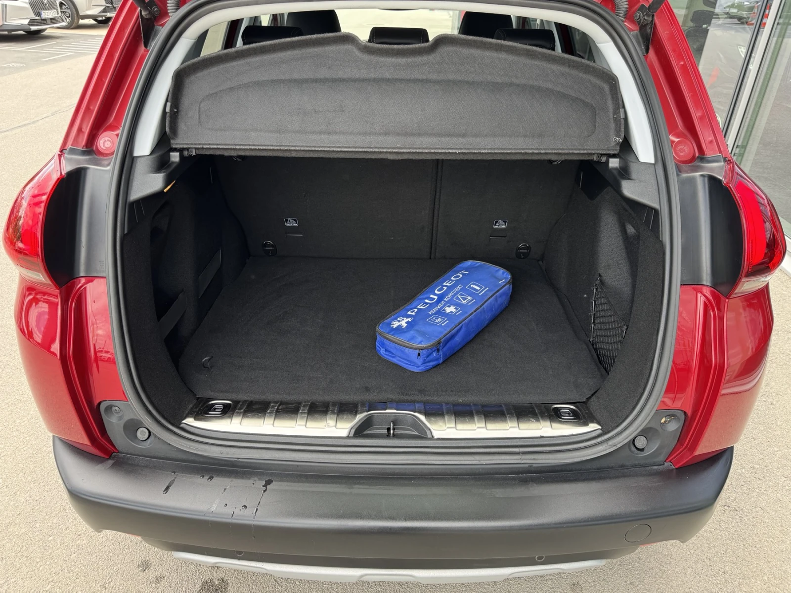 Peugeot 2008 NEW ALLURE 1.2 e-THP 110 EAT6 STT EURO 6.2 - изображение 9