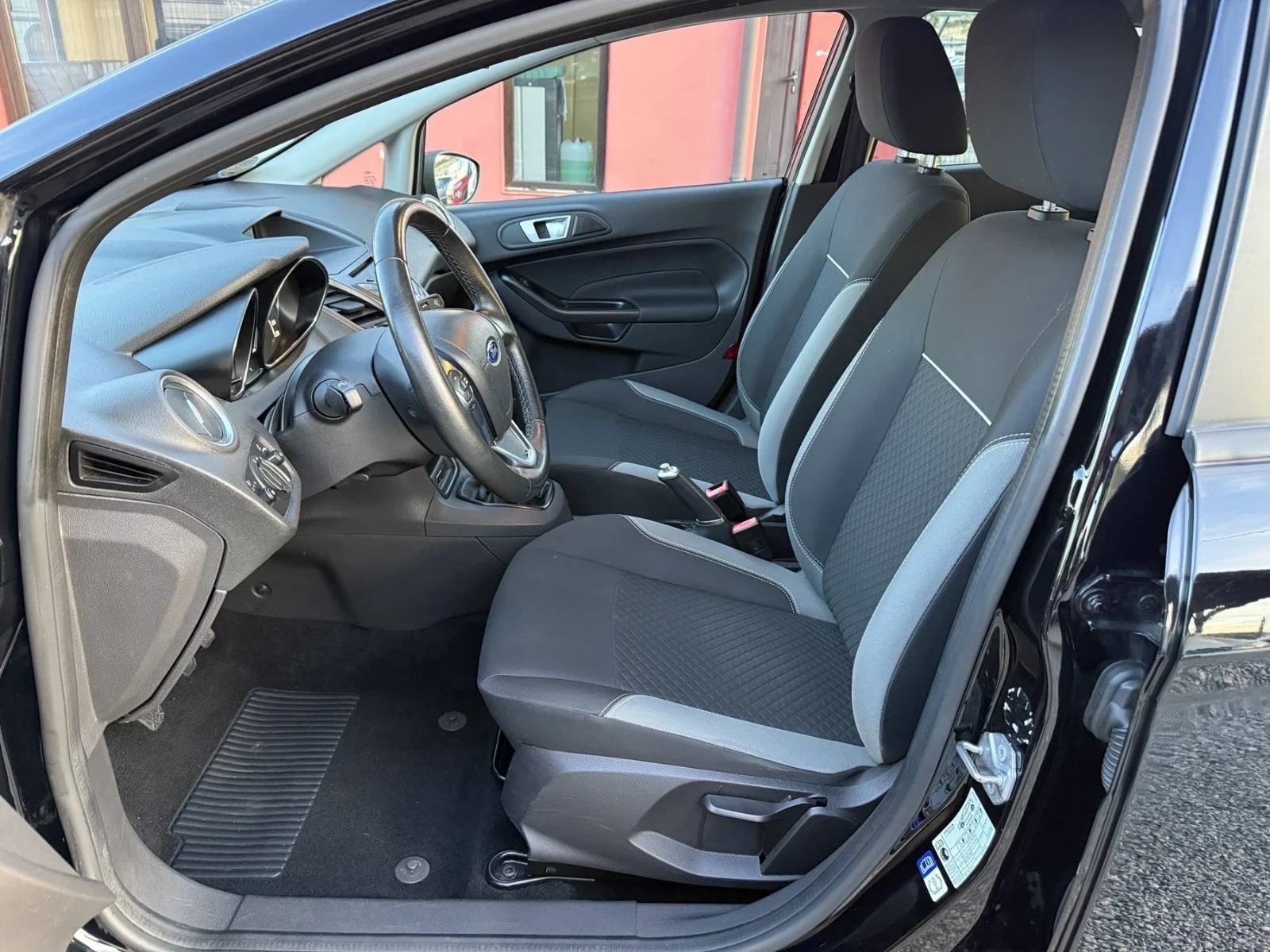 Ford Fiesta 1.0 TOP euro 6 | Mobile.bg   17