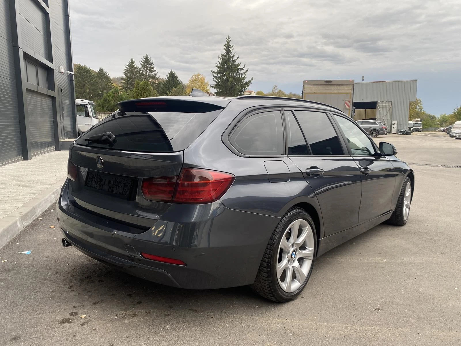 BMW 320 D* xDrive* 184* * *  | Mobile.bg   5