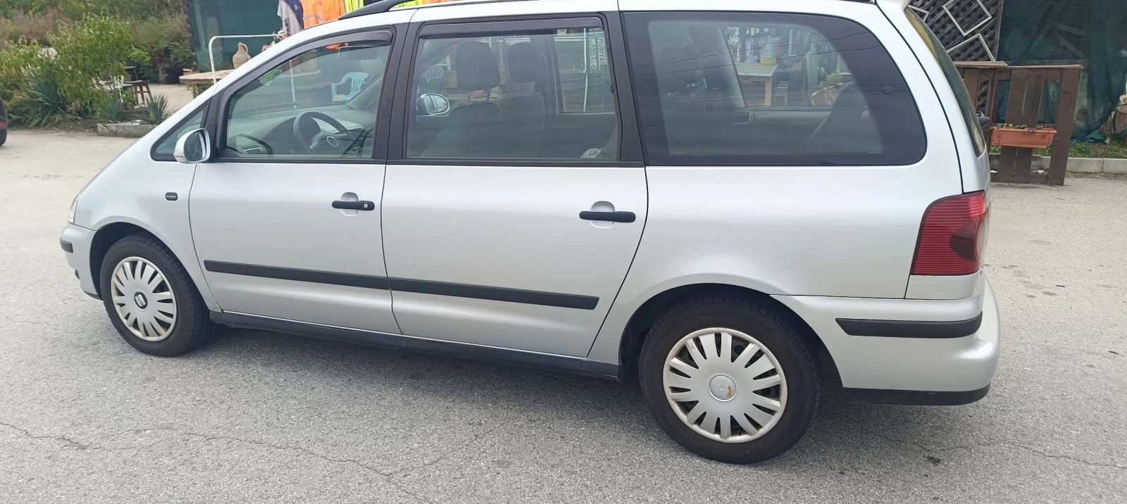 VW Sharan 2.0TDi 140 8v 5+ 1 | Mobile.bg   4