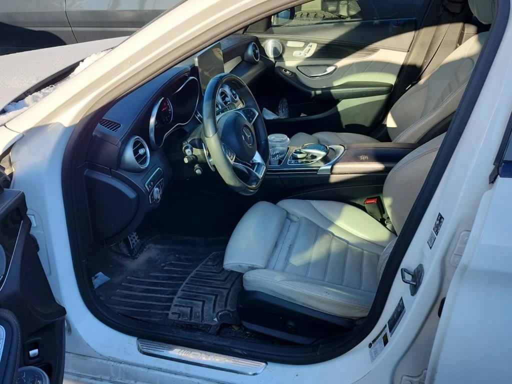 Mercedes-Benz C 43 AMG * CARFAX * ФИНАНСИРАНЕ  - изображение 5