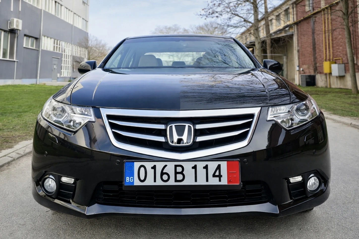 Honda Accord 2.4 i-VTEC* AUTOMATIC* FACELIFT* SWISS* 73000km - изображение 2