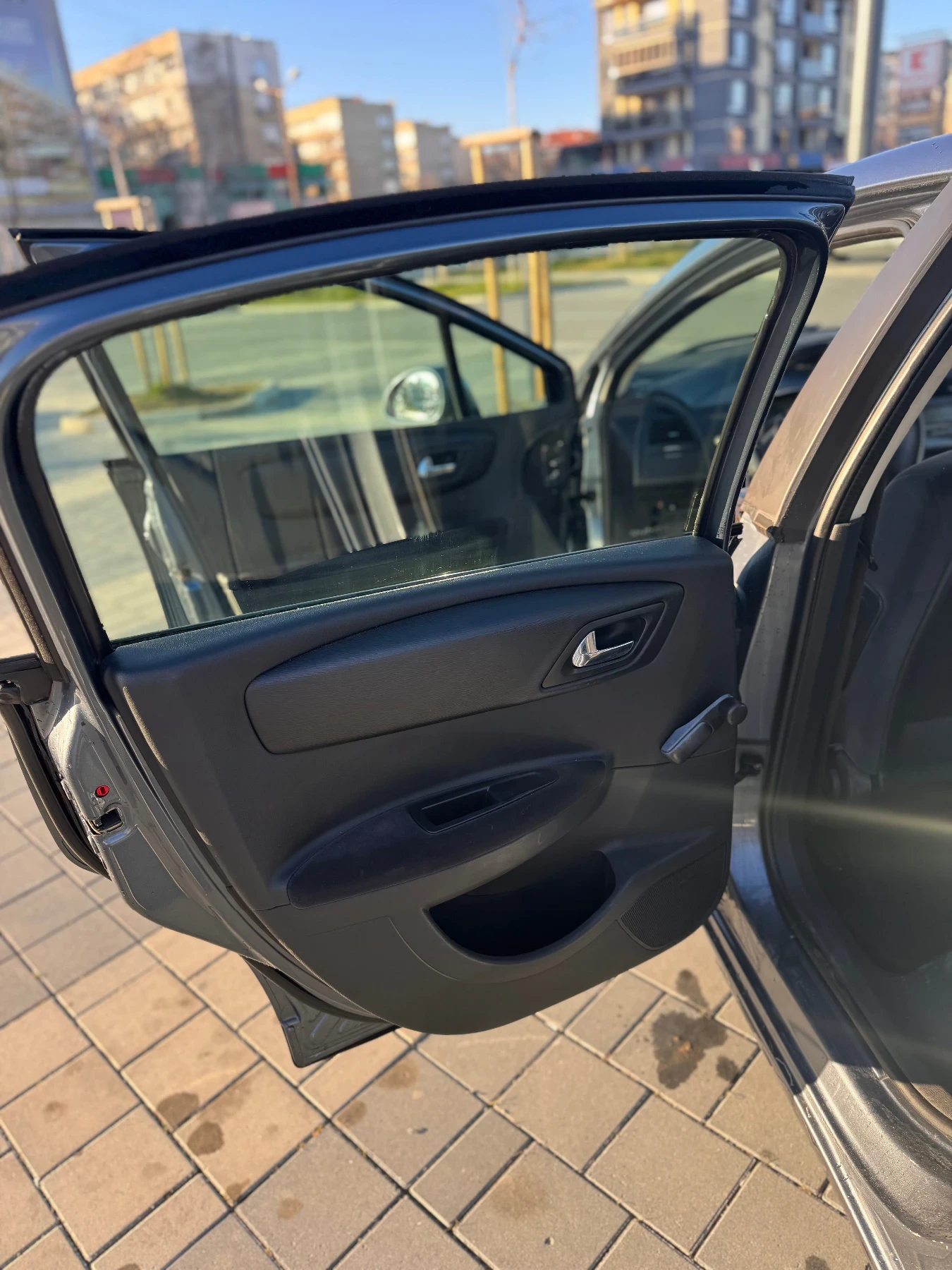 Citroen C4 1.6 - изображение 7