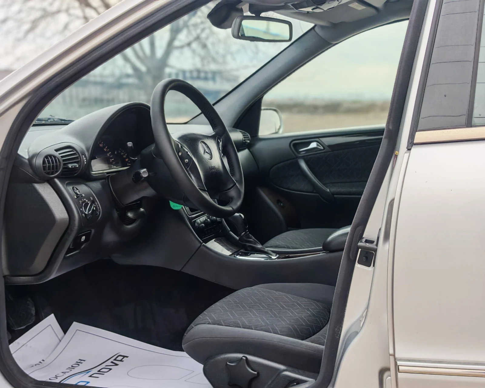 Mercedes-Benz C 220 2.2 143 К.С. ДИЗЕЛ! АВТОМАТ! , снимка 8 - Автомобили и джипове - 53966782