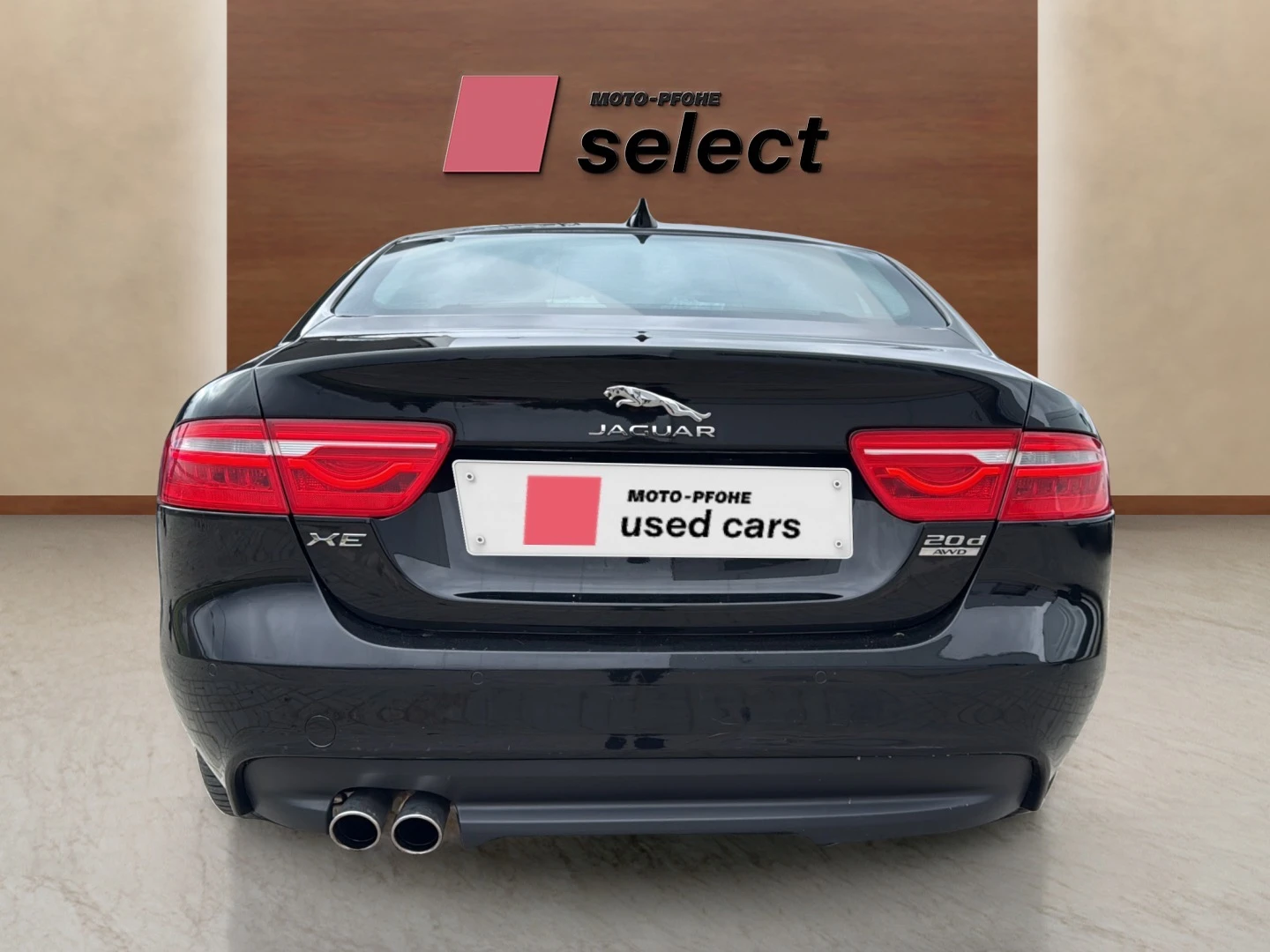 Jaguar XE 2.0 D, снимка 8 - Автомобили и джипове - 54541104