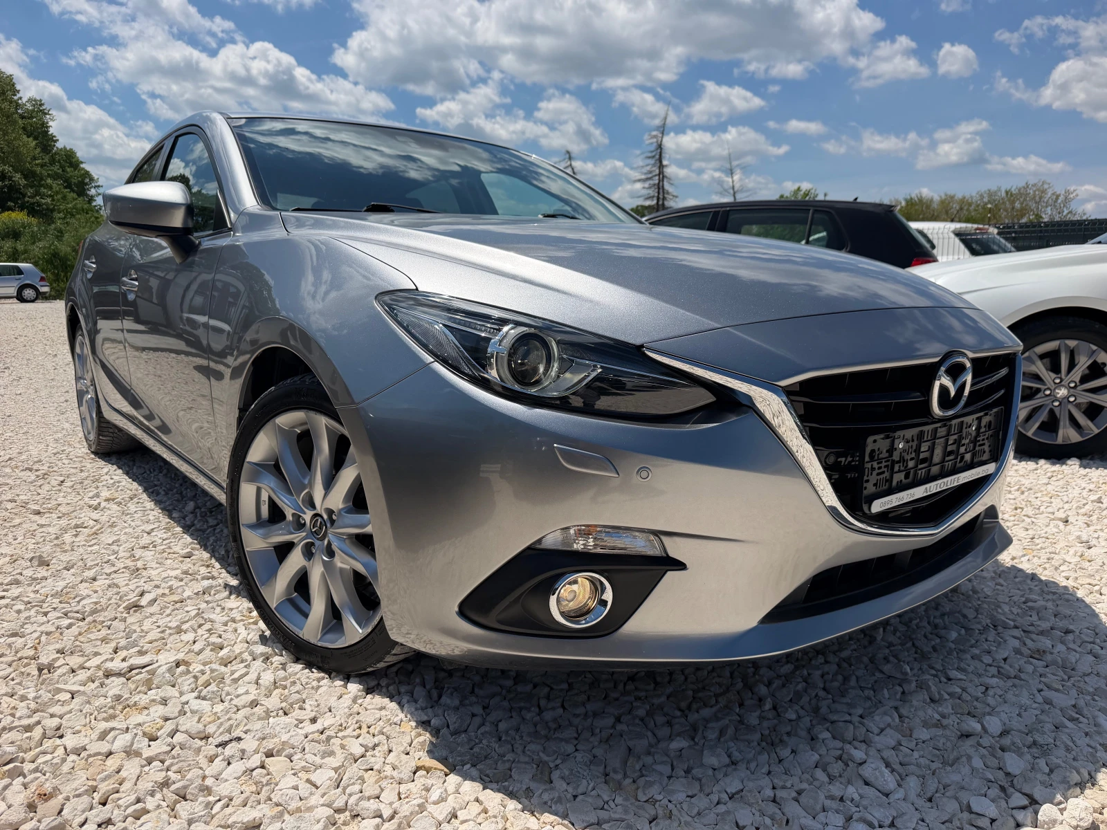 Mazda 3 2.2SKYACTIV-D EXCEED KEY LESS HEAD UP PODGREV, снимка 3 - Автомобили и джипове - 54564776