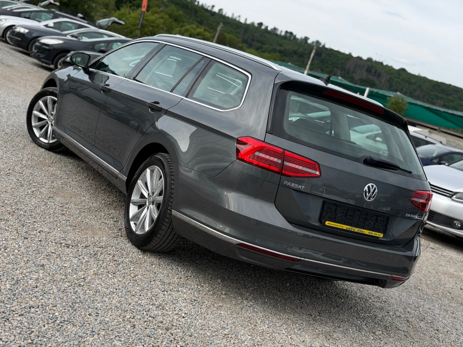 VW Passat 2.0TDI 150кс 6ск НАВИ АЛКАНТАРА МАСАЖ ПОДГРЕВ , снимка 4 - Автомобили и джипове - 54626798