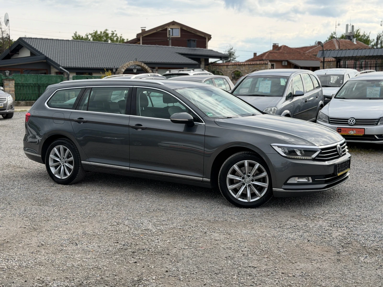VW Passat 2.0TDI 150кс 6ск НАВИ АЛКАНТАРА МАСАЖ ПОДГРЕВ , снимка 7 - Автомобили и джипове - 54626798