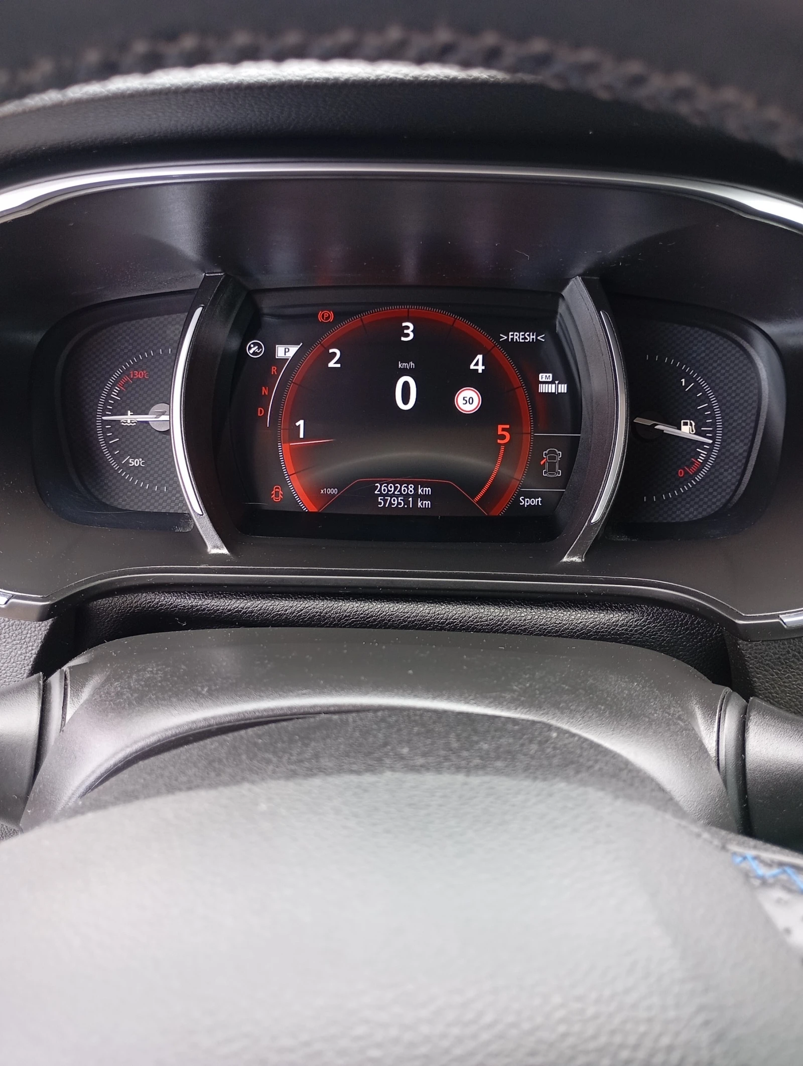 Renault Megane GT-LINE, снимка 9 - Автомобили и джипове - 54660306