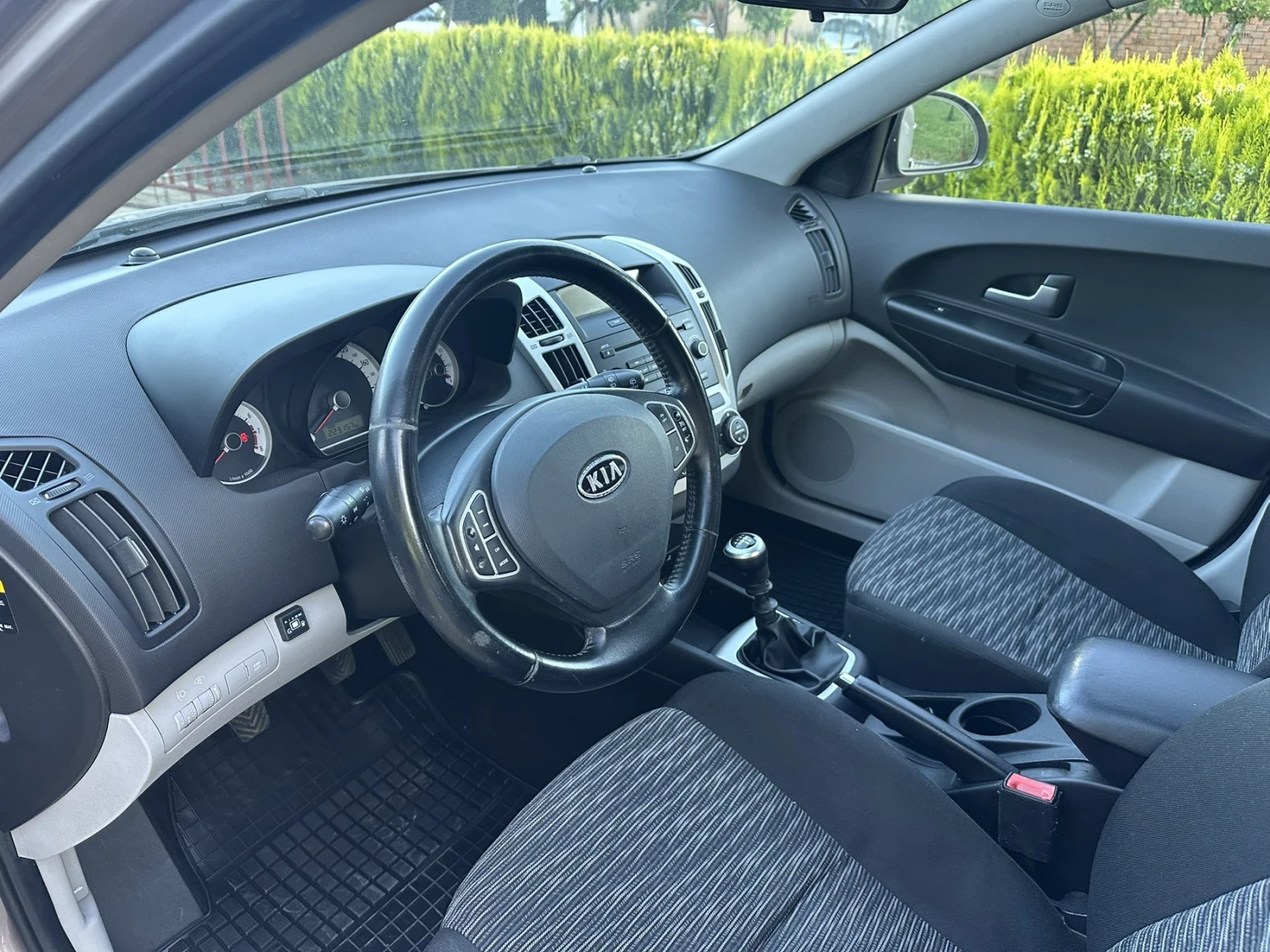 Kia Ceed Trend, снимка 6 - Автомобили и джипове - 54719849