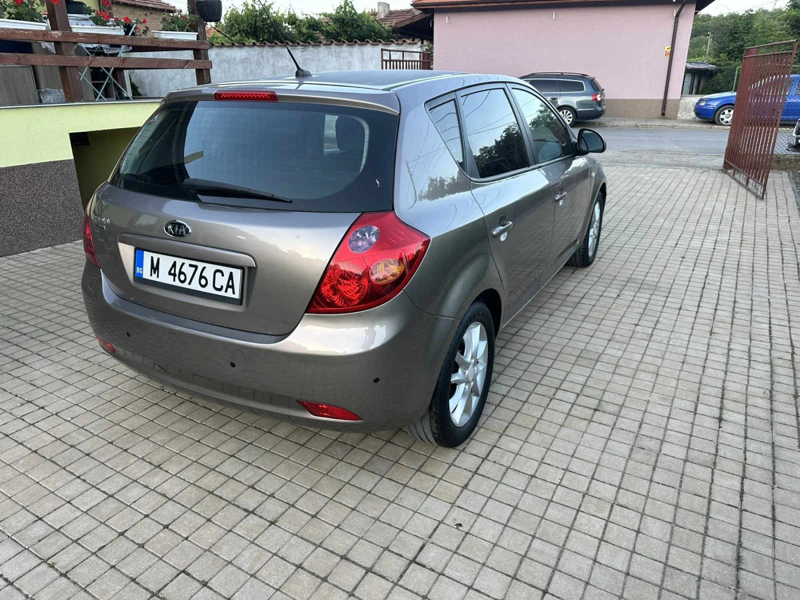 Kia Ceed Trend, снимка 3 - Автомобили и джипове - 54719849