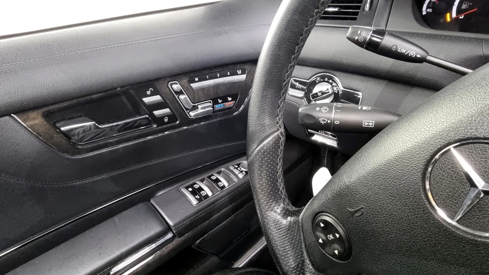 Mercedes-Benz CL 63 AMG HARMAN/KARDON| ОБДУХВАНЕ| КАМЕРА| , снимка 10 - Автомобили и джипове - 54778583