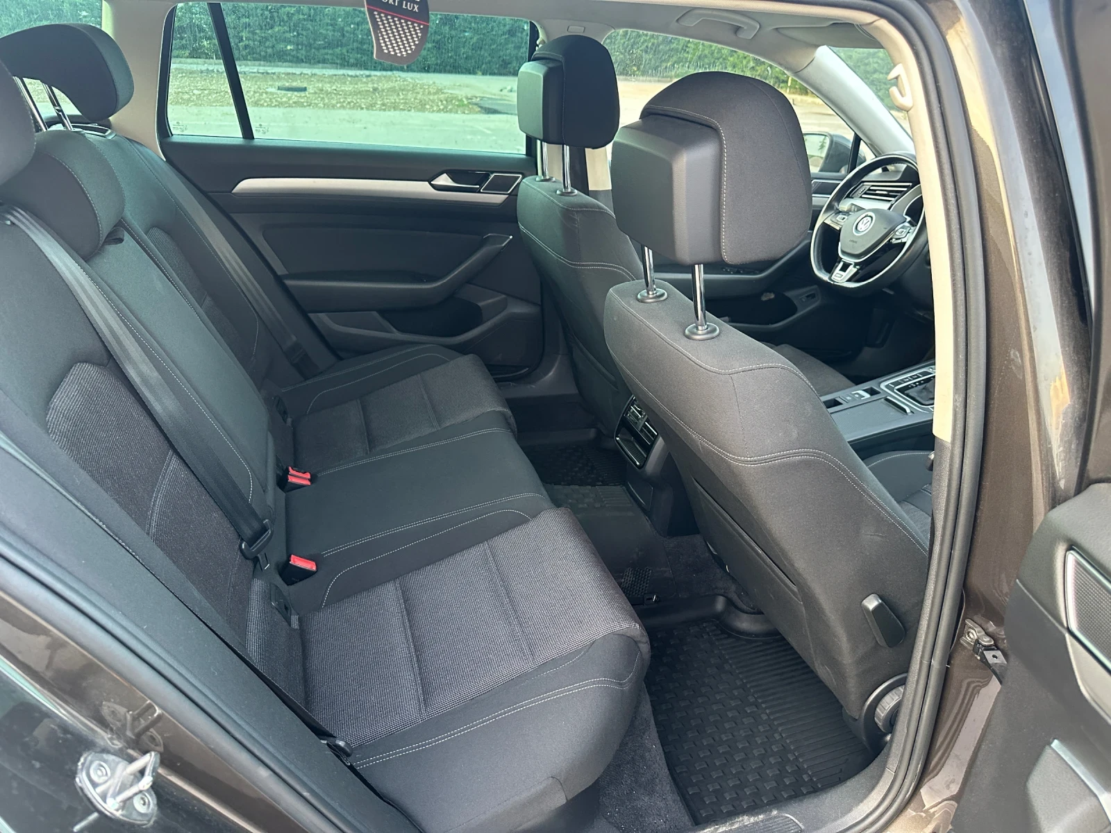 VW Passat 2.0 tdi 4 motion 190 к.с. , снимка 11 - Автомобили и джипове - 55267716