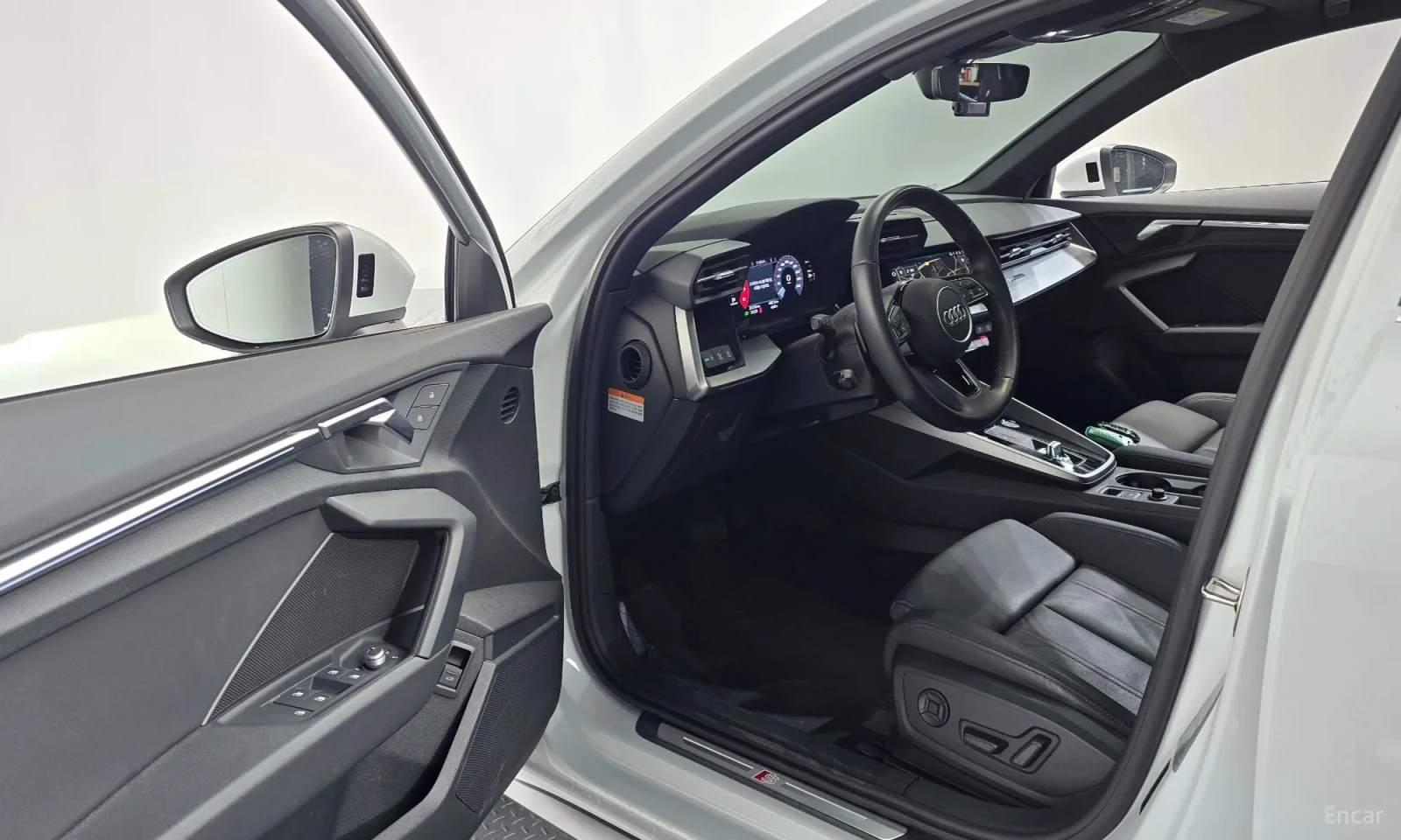 Audi A3 40TFSI* PREMIUM* UNIKAT* TEXNOTEST* , снимка 10 - Автомобили и джипове - 55275436