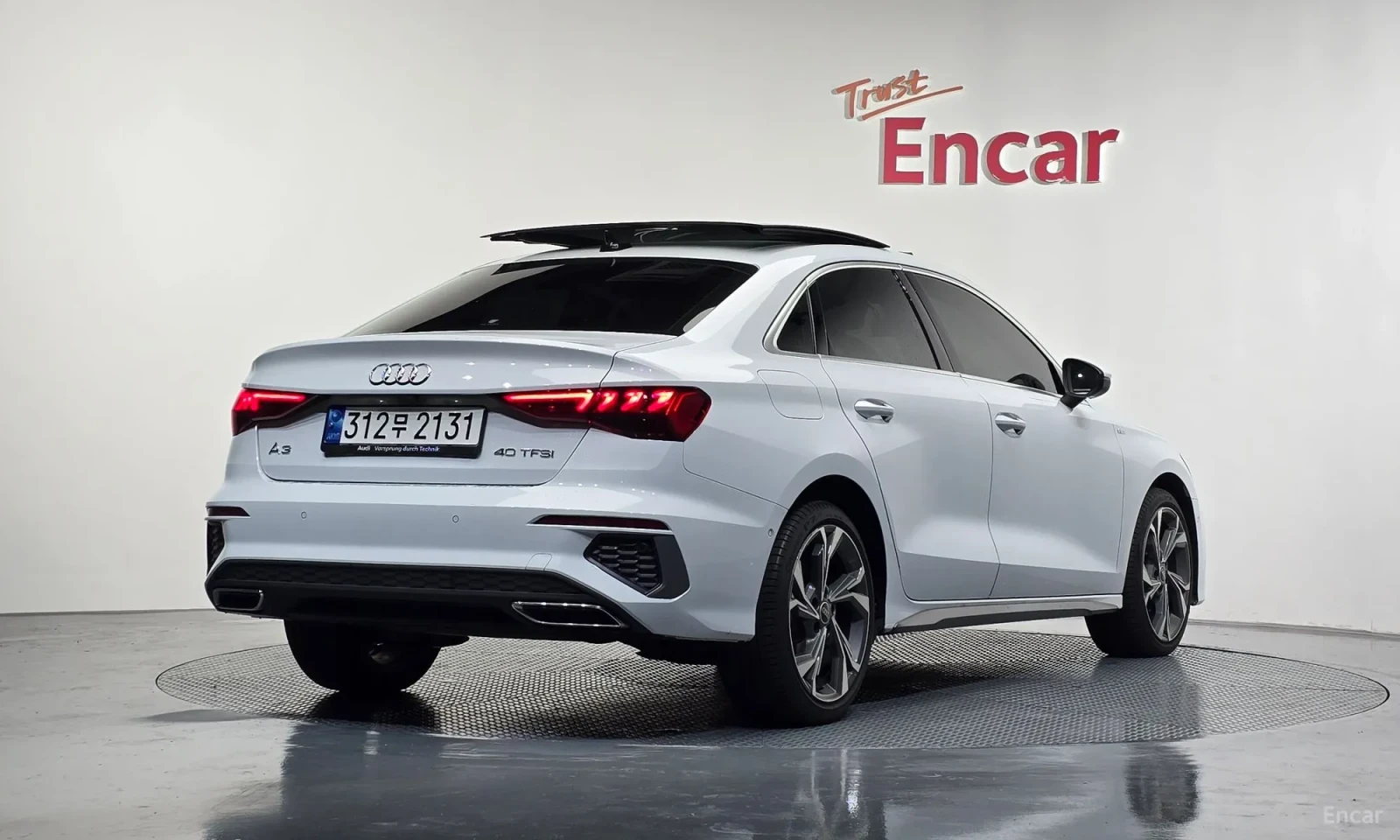 Audi A3 40TFSI* PREMIUM* UNIKAT* TEXNOTEST* , снимка 2 - Автомобили и джипове - 55275436