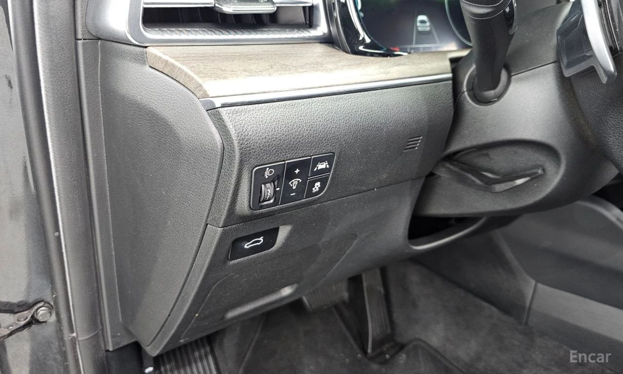 Kia K5 2.0* SIGNATURE* HEAD UP* ПАНО* 360 КАМЕРИ* ОБДУХВА, снимка 17 - Автомобили и джипове - 55281140